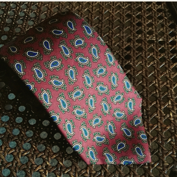 Luxury Burberry Tie - Picture 1 of 4